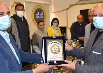 نيابة عن محافظ أسوان .. السكرتير العام يشارك في إجتماع مجلس إدارة الإتحاد المصرى للتجديف 19 - جريدة المساء