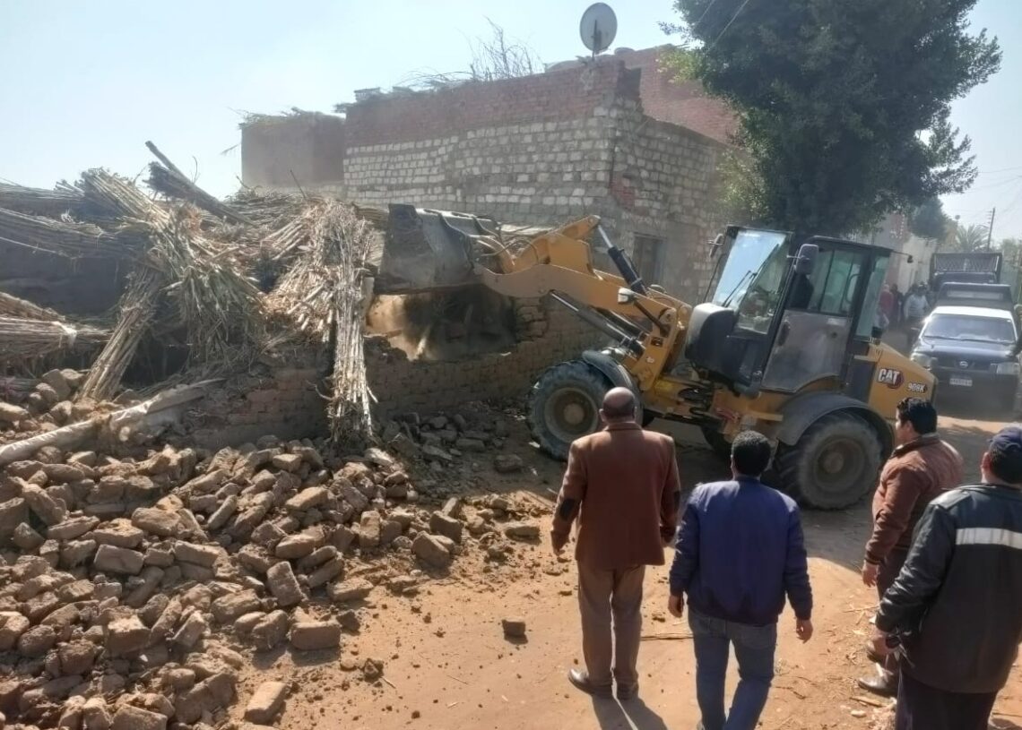 استرداد 25 ألف متر أملاك دولة.. بالسادات  25 - جريدة المساء