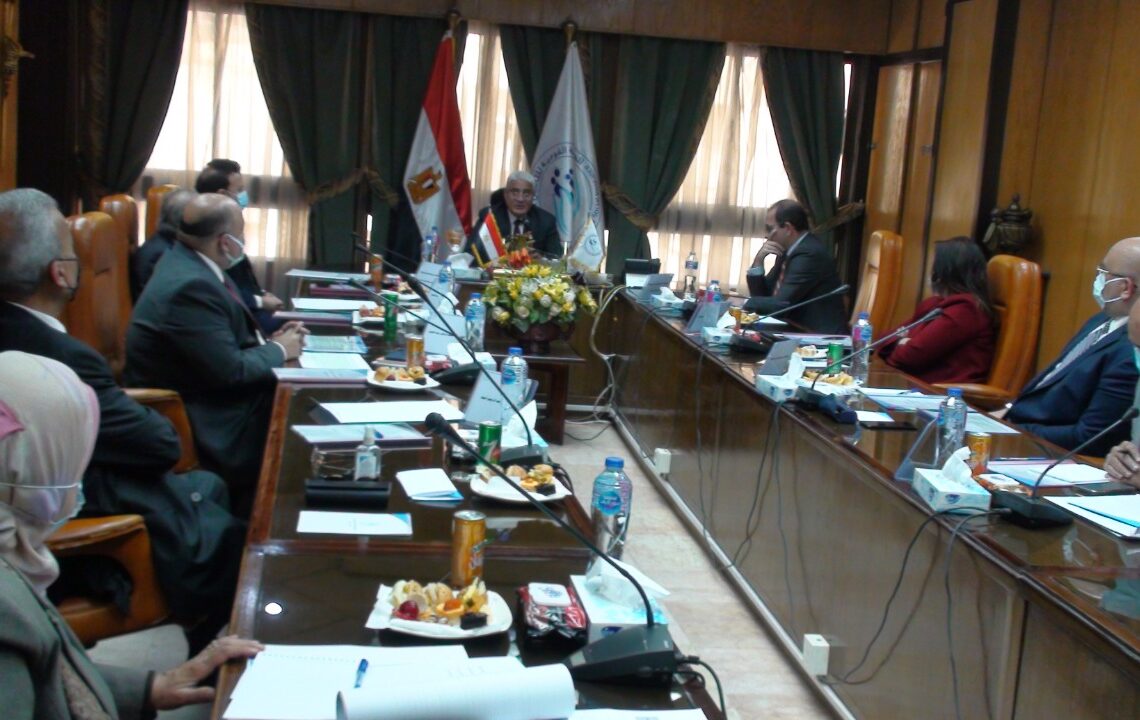 رئيس هيئة التأمينات: صندوق الاستثمار إنطلاقة قوية لاستثمار أموال الهيئة لاقتحام مجال العقارات 18 - جريدة المساء