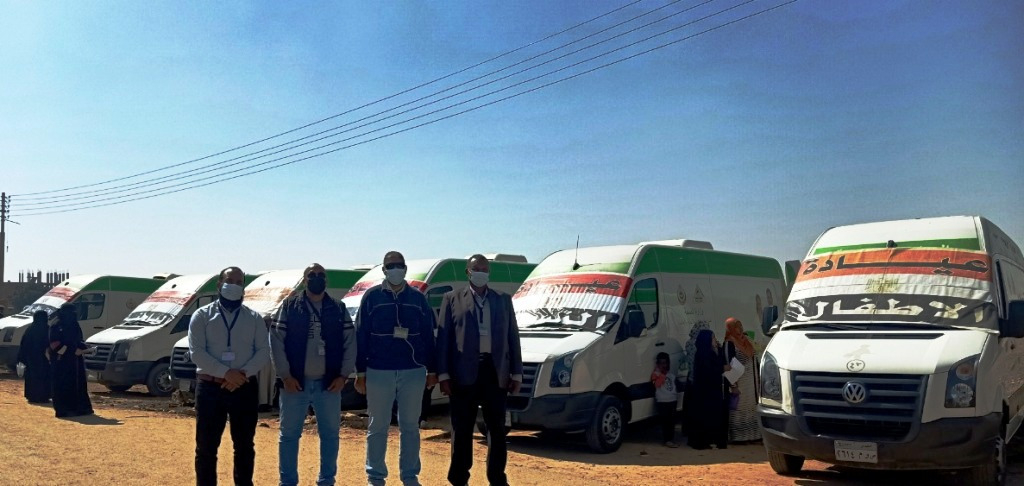 محافظ أسوان يتابع جهود القوافل الطبية المجانية بقريتى الرغامة غرب بكوم أمبو ونجع الحجر بدراو 27 - جريدة المساء