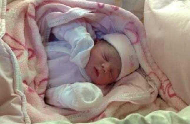 العثور علي رضيعة داخل النفايات بالمجمع الطبي بالاسماعيلية.. وكاميرات المراقبة تكشف المستور 19 - جريدة المساء