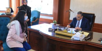 ضمن فعاليات اللقاء الجماهيري .. محافظ سوهاج ونائبه يلتقيان 120 مواطن لبحث مطالبهم وحل شكواهم 2 - جريدة المساء ضمن فعاليات اللقاء الجماهيري .. محافظ سوهاج ونائبه يلتقيان 120 مواطن لبحث مطالبهم وحل شكواهم 1 - جريدة المساء