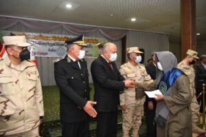 محافظ قنا ورئيس جامعة جنوب الوادى ومدير جمعية المحاربين القدماء يشهدون الإحتفال بيوم الشهيد 28 - جريدة المساء