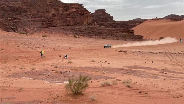 الفنان يوسف الشريف ضيف شرف سباق Extreme e 19 - جريدة المساء