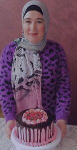 الشيف آمال وهبه تقدم طريقة عمل تورتة عيد الحب 19 - جريدة المساء