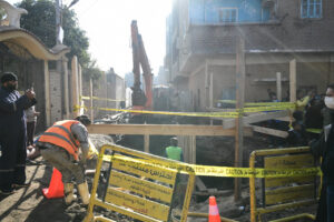 بعد توقف ١٧ عامًا .. بدء استكمال مشروع انحدار صرف صحى "أولاد على" بنجع حمادى 21 - جريدة المساء