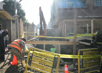 بعد توقف ١٧ عامًا .. بدء استكمال مشروع انحدار صرف صحى "أولاد على" بنجع حمادى 20 - جريدة المساء