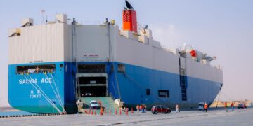 اقتصادية قناة السويس:ميناء السخنة يستقبل سفينة رورو بحمولة 2078 سيارة 1 - جريدة المساء