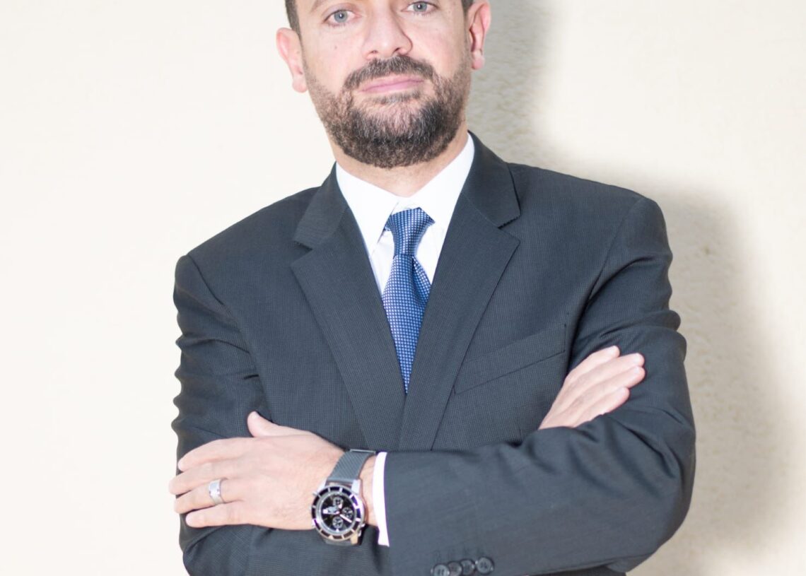 رئيس شعبه الاقتصاد الرقمي و التكنولوجيا : نعمل للوصول إلى  السعر العادل لاجهزه المحمول 18 - جريدة المساء