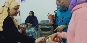 دورة تدريبية فى مجال إعادة تدوير المخلفات للفتيات بالغردقة 2 - جريدة المساء دورة تدريبية فى مجال إعادة تدوير المخلفات للفتيات بالغردقة 1 - جريدة المساء