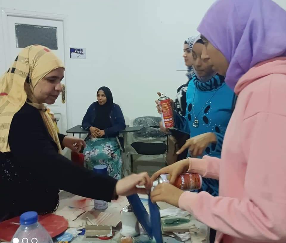 دورة تدريبية فى مجال إعادة تدوير المخلفات للفتيات بالغردقة 20 - جريدة المساء دورة تدريبية فى مجال إعادة تدوير المخلفات للفتيات بالغردقة 19 - جريدة المساء