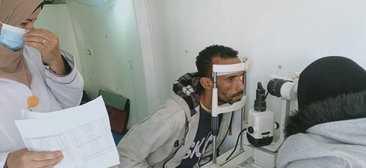 الكشف والعلاج مجانًا لـ ٧٠٠ مواطنًا بالقافلة الطبية بالإسماعيلية 18 - جريدة المساء