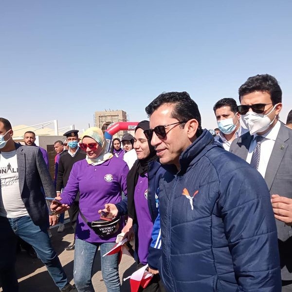 وزير الرياضة يطلق شارة بدء ماراثون للدراجات الهوائية بالوادي الجديد 20 - جريدة المساء وزير الرياضة يطلق شارة بدء ماراثون للدراجات الهوائية بالوادي الجديد 19 - جريدة المساء