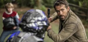 مشروع آدم . فيلم أحلام اليقظة لإصلاح عالم المستقبل بالسفر عبر الزمن 33 - جريدة المساء