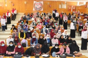 "ضمن أنشطة الأسبوع البيئى" .. ندوة للتوعية بالتقاليد الجامعية وأهمية محو الأمية بتربية جنوب الوادى 23 - جريدة المساء