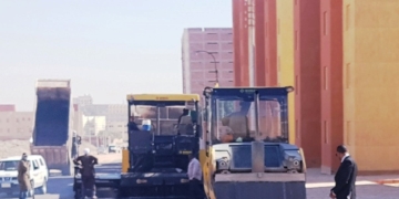 رصف 6 شوارع بحي الكوثر في سوهاج بتكلفة 8.6 مليون جنيه 2 - جريدة المساء رصف 6 شوارع بحي الكوثر في سوهاج بتكلفة 8.6 مليون جنيه 1 - جريدة المساء