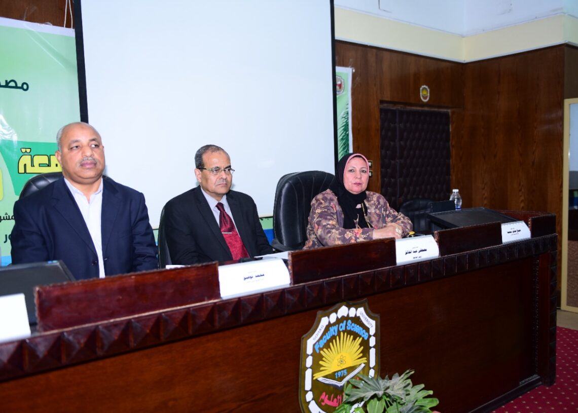 *جامعة سوهاج تختتم فعاليات اسبوعها البيئي الخامس 18 - جريدة المساء