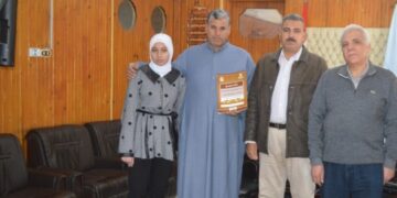 محافظ كفر الشيخ يشهد تسليم 5 عقود تقنين أراضي أملاك الدولة 1 - جريدة المساء