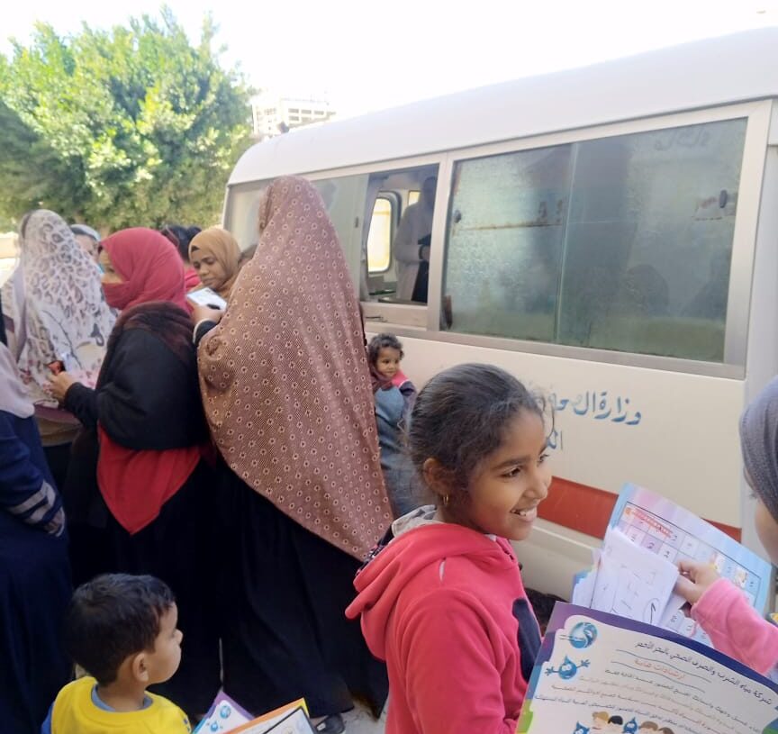 توقيع الكشف الطبى على 700 سيدة بالبحر الاحمر خلال اعمال قوافل الصحة الانجابية 19 - جريدة المساء توقيع الكشف الطبى على 700 سيدة بالبحر الاحمر خلال اعمال قوافل الصحة الانجابية 18 - جريدة المساء