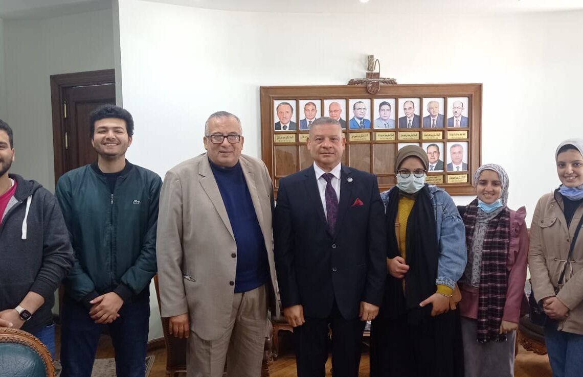 انطلاق فعاليات القافلة الطبية المجتمعية لجامعة الاسكندرية بالتعاون مع محافظة مطروح 18 - جريدة المساء