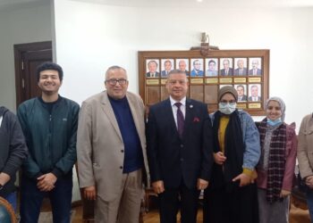 انطلاق فعاليات القافلة الطبية المجتمعية لجامعة الاسكندرية بالتعاون مع محافظة مطروح 21 - جريدة المساء