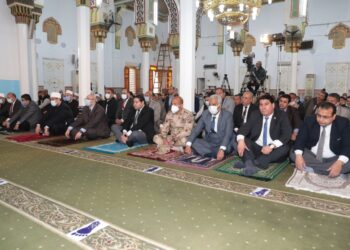 وزير الأوقاف ومحافظ بني سويف يؤديان شعائر صلاة الجمعة بمسجد عمر بن عبدالعزيز 29 - جريدة المساء