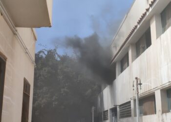 الحماية المدنية تسيطر على حريق بمستشفى الغردقة العام 30 - جريدة المساء