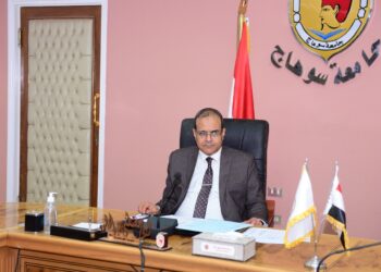 رئيس جامعة سوهاج يجتمع باللجان التنظيمية للمؤتمر الثاني لضمان الجودة. 21 - جريدة المساء
