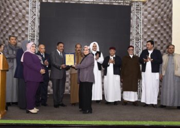 تكريم أوائل طلاب مطروح الفائزين بالمسابقة التى نظمها حزب مستقبل وطن 18 - جريدة المساء