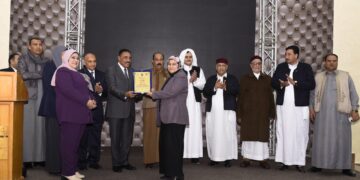 تكريم أوائل طلاب مطروح الفائزين بالمسابقة التى نظمها حزب مستقبل وطن 1 - جريدة المساء