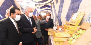 ضمن 11 معرضًا علي مستوى المحافظة .. الداودي يفتتح معرضين لـ "أهلا رمضان" بمدينة قنا 1 - جريدة المساء