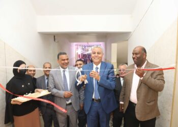 رئيس جامعة جنوب الوادي يفتتح قاعة المناقشات بكلية التربية 34 - جريدة المساء