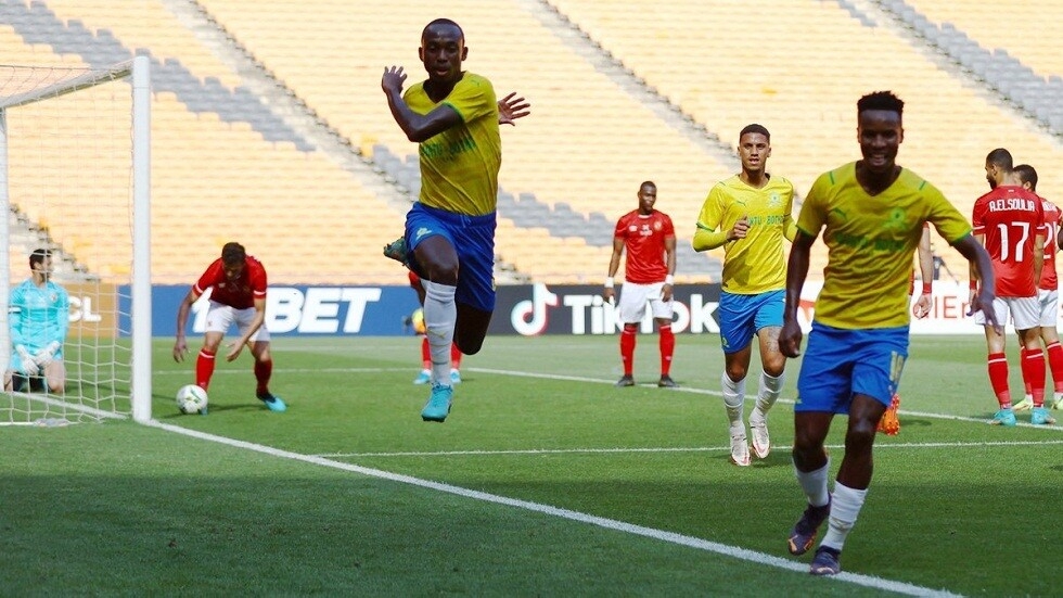 موسيمانى..أم اللاعبون؟ أسباب خسارة الأهلى أمام "صن داونز" وسيناريوهات تأهله 19 - جريدة المساء