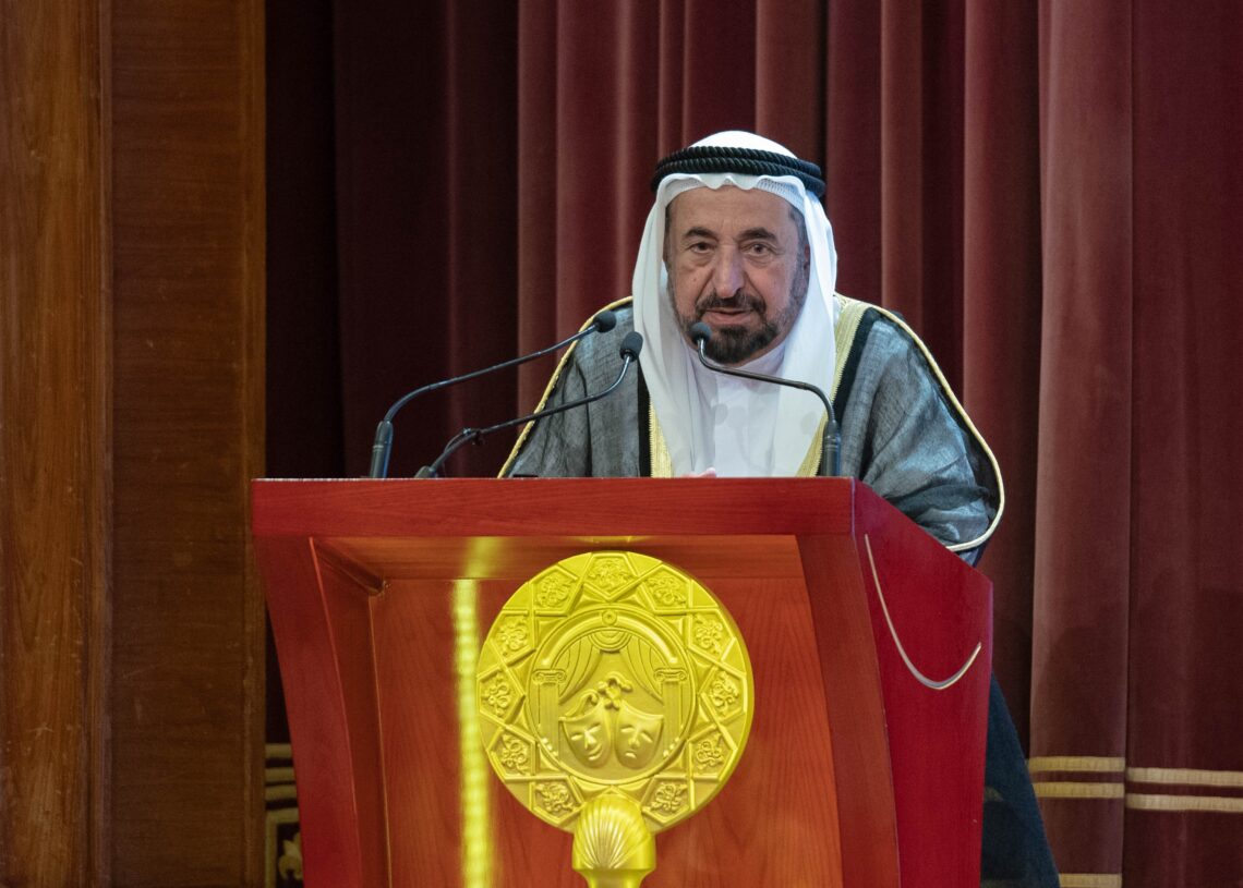 حاكم الشارقة يشهد افتتاح الدورة 31 من أيام الشارقة المسرحية 16 - جريدة المساء
