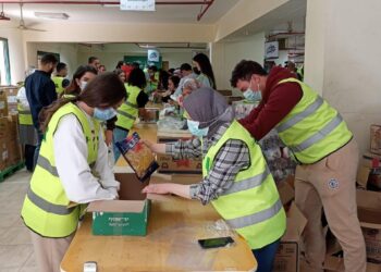 إطلاق أكبر حملة مساعدات غذائية للأسر الأولي بالرعاية بمناسبة شهر رمضان 22 - جريدة المساء