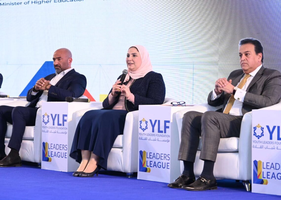 وزيرة التضامن: 680 منحة دراسية لطلاب الجامعات والدراسات العليا خلال عام واحد 20 - جريدة المساء وزيرة التضامن: 680 منحة دراسية لطلاب الجامعات والدراسات العليا خلال عام واحد 19 - جريدة المساء