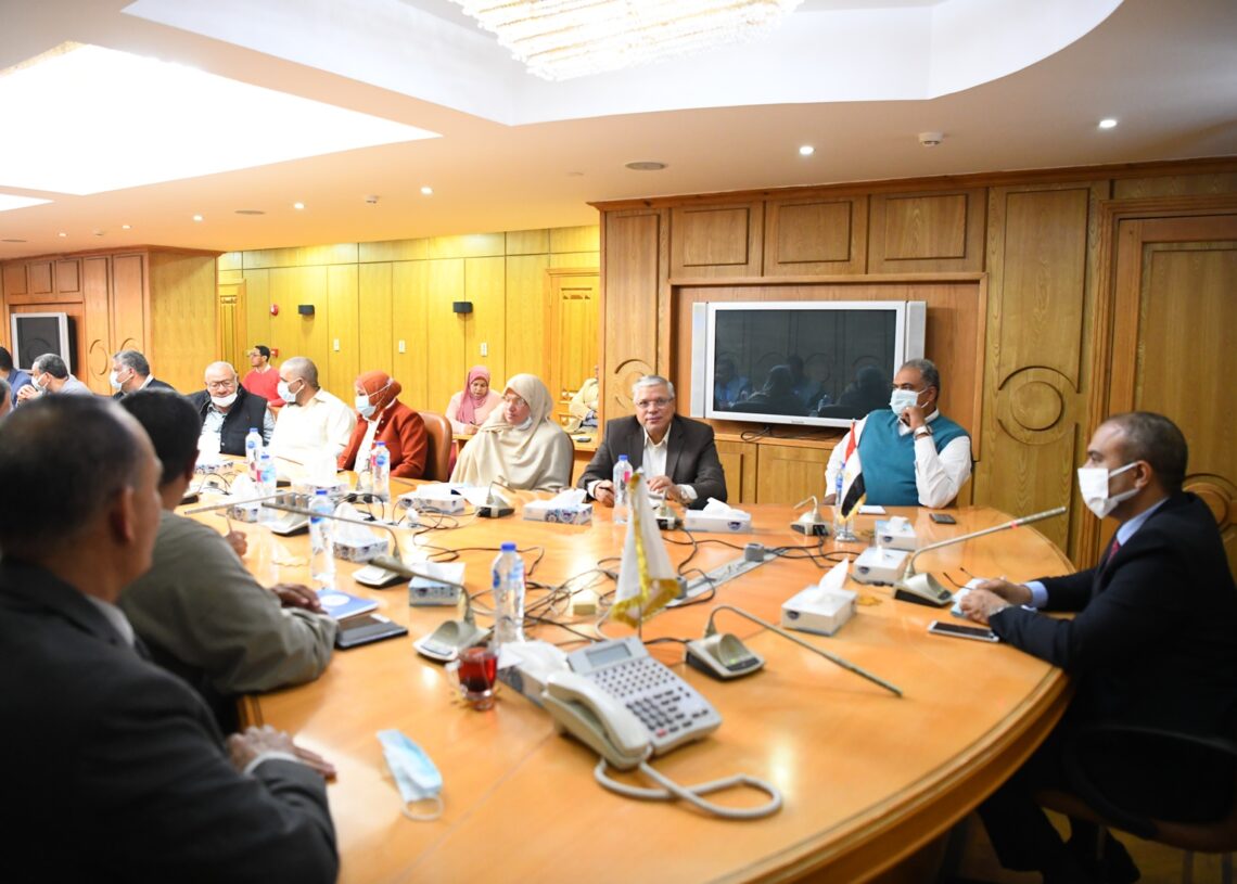 قنا تنظم ١٥ معرضا استعدادًا لشهر رمضان المبارك 16 - جريدة المساء قنا تنظم ١٥ معرضا استعدادًا لشهر رمضان المبارك 15 - جريدة المساء