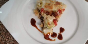 تعرف على طريقة عمل بيتزا الجلاش بالسجق 2 - جريدة المساء تعرف على طريقة عمل بيتزا الجلاش بالسجق 1 - جريدة المساء