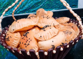 تعرف على طريقة عمل بوريك الأفران بالجبنة 27 - جريدة المساء