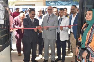 رئيس جامعة الأقصر يفتتح معرض الكتاب بكلية الفنون الجميلة 21 - جريدة المساء