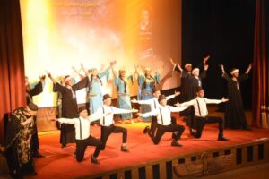 رئيس جامعة الأقصر يشهد حفل ختام المهرجان المسرحي الدولي لشباب الجنوب 28 - جريدة المساء