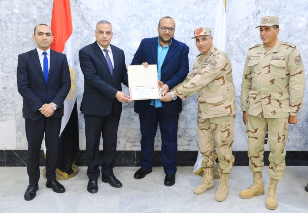 محافظ سوهاج يبحث الموقف التنفيذي لمشروعات المبادرة الرئاسية "حياة كريمة" 18 - جريدة المساء محافظ سوهاج يبحث الموقف التنفيذي لمشروعات المبادرة الرئاسية "حياة كريمة" 17 - جريدة المساء