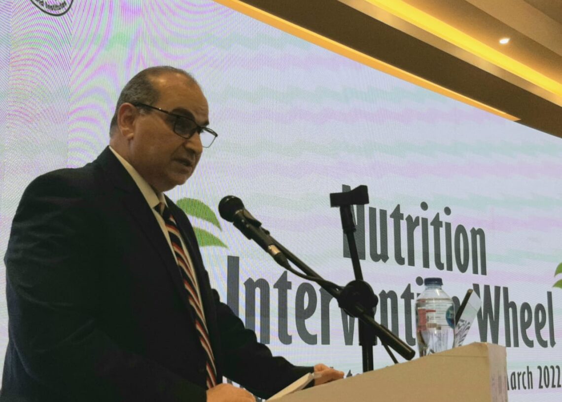 القومى للتغذية : مسئولون عن مراجعة اعتماد جميع المنتجات الغذائية المتداولة بالاسواق 13 - جريدة المساء