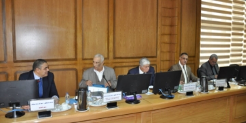 رئيس جامعة كفر الشيخ يترأس لجنة اختيار عميد كلية علوم الثروة السمكية والمصايد 1 - جريدة المساء