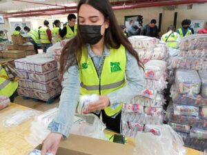 "مصر الخير" تطلق أكبر حملة مساعدات غذائية للأسر الأولي بالرعاية بمناسبة شهر رمضان 29 - جريدة المساء