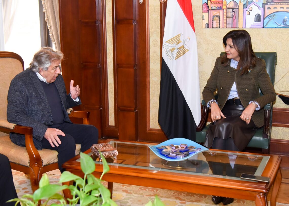 "الهجرة" ترعى أول معرض عقاري في كندا 20 - جريدة المساء "الهجرة" ترعى أول معرض عقاري في كندا 19 - جريدة المساء