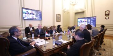 وزير الاتصالات يشهد توقيع اتفاق تعاون لمنح الماجستير فى تحليل الأعمال 2 - جريدة المساء وزير الاتصالات يشهد توقيع اتفاق تعاون لمنح الماجستير فى تحليل الأعمال 1 - جريدة المساء