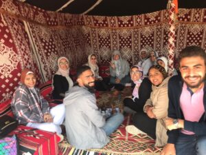 جامعة جنوب الوادى تنظم رحلة إلى "متحف الرمال" بالغردقة فى أولى أنشطة الأسبوع البيئى 49 - جريدة المساء