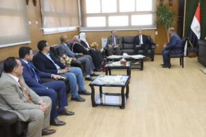 وفد وزارة المالية يتابع استكمال تنفيذ برنامج التحول الرقمى بجامعة جنوب الوادى 49 - جريدة المساء