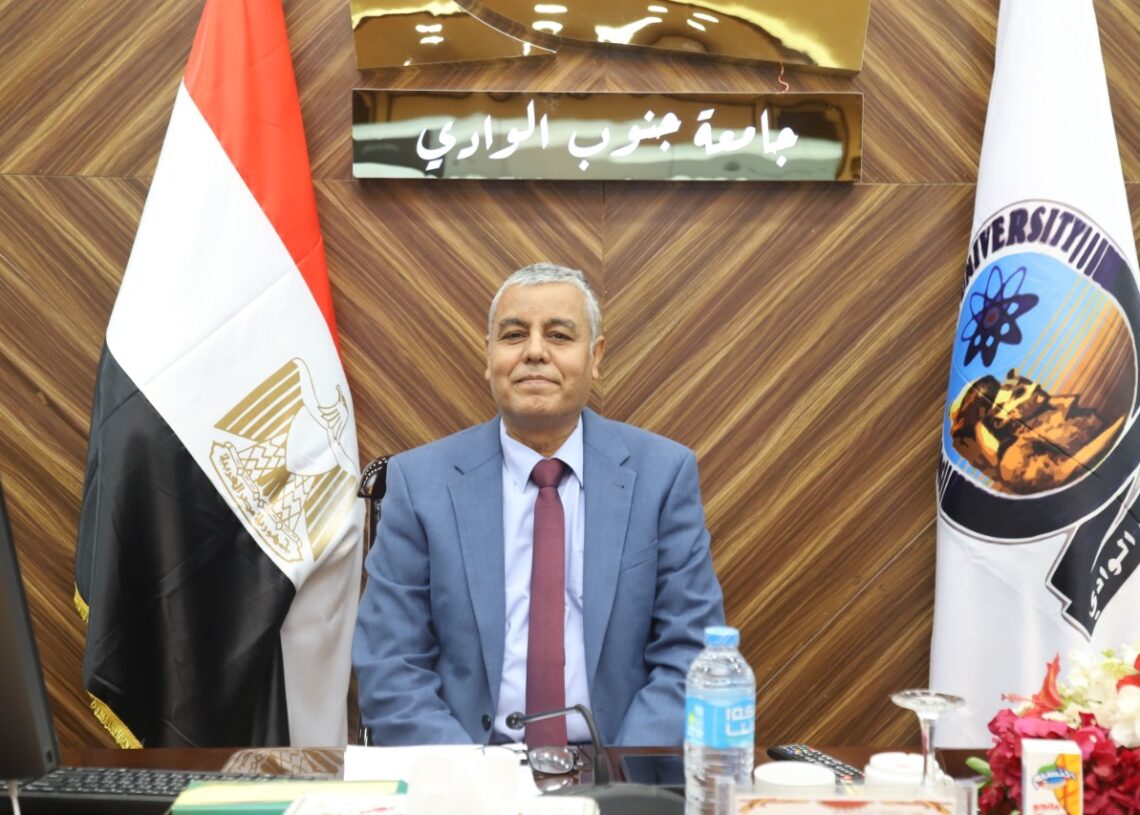 رئيس جامعة جنوب الوادي عضوا بمجلس إدارة المجلس العربى للشباب بالمملكة العربية السعودية 17 - جريدة المساء